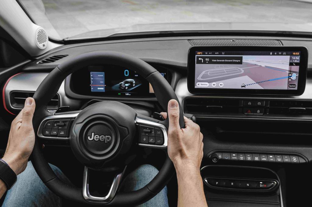 Avengere-Hybrid (6) (1) Jeep Avenger e-Hybrid