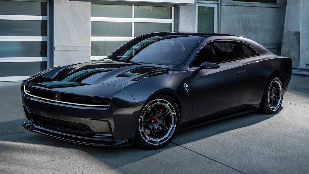 Dodge Charger elétrico terá três versões e poderá beirar os 900 cv