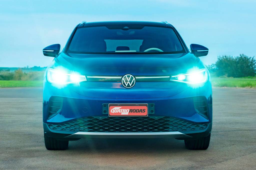 Volkswagen ID.4 azul testado pela revista QUATRO RODAS (5) Volkswagen ID.4 azul testado pela revista QUATRO RODAS (5)