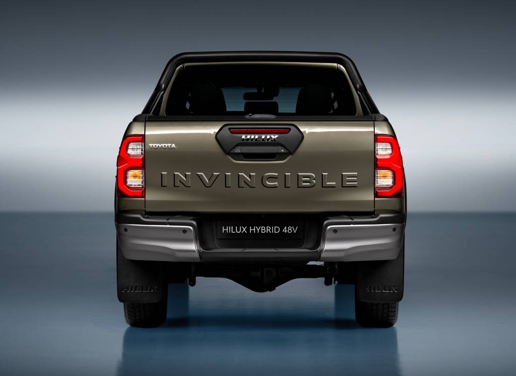 2023-hilux-hybrid-48v-main-05 (1) 2023-hilux-hybrid-48v-main-05 (1)