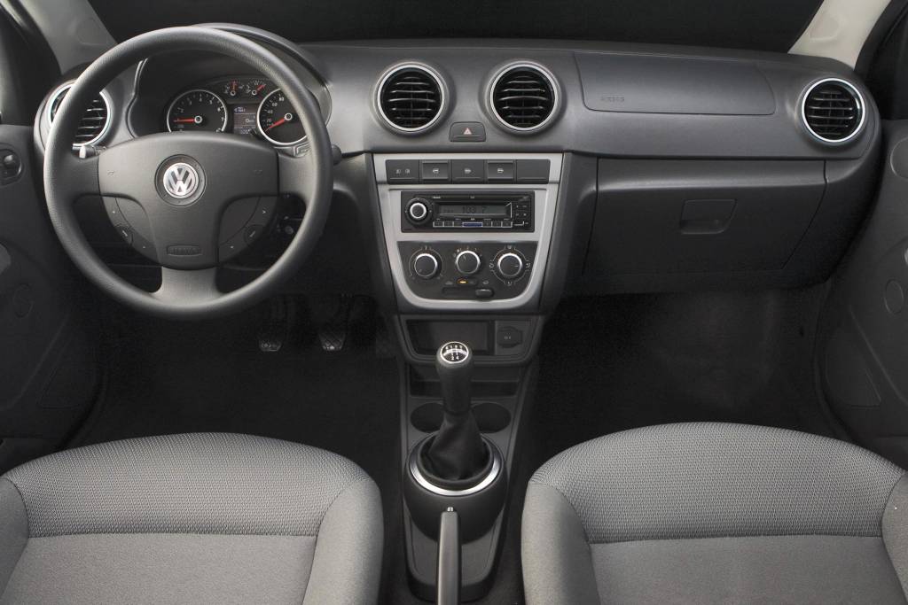 Interior do Gol 1.0 Trend, modelo 2008 da Volkswagen, testado pela revista Quatr VW Gol G5