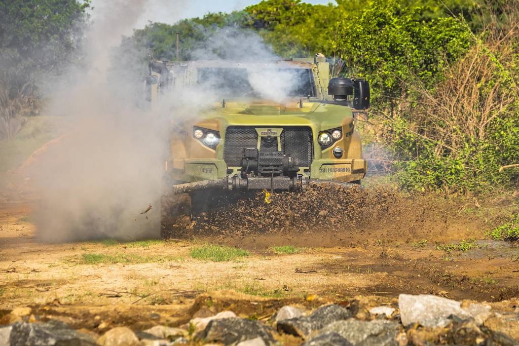 Oshkosh L-ATV Marinha do Brasil CFN