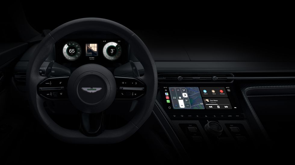 Apple CarPlay Aston Martin