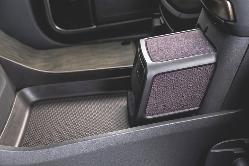 Rivian R1T Br (15) Rivian R1T