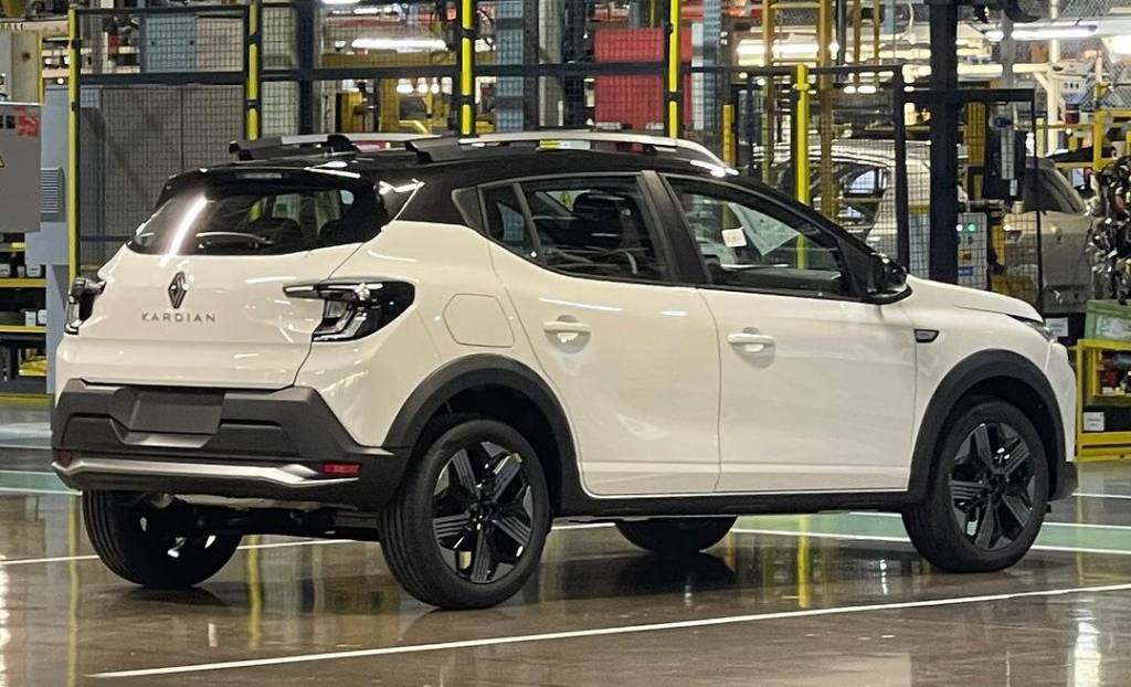 Snapinsta.app_396714416_18387847294045439_1281975323008863390_n_1080 Renault Kardian 2024