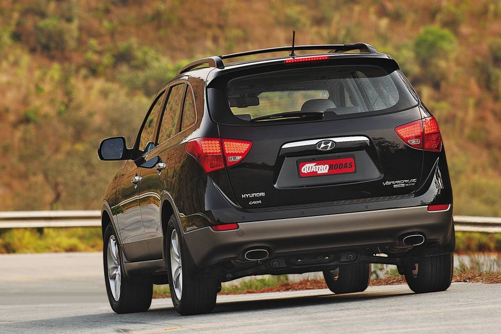 Teste Veracruz 3.8 V6, modelo 2007 da Hyundai, testado pela revista Quatro Rodas.