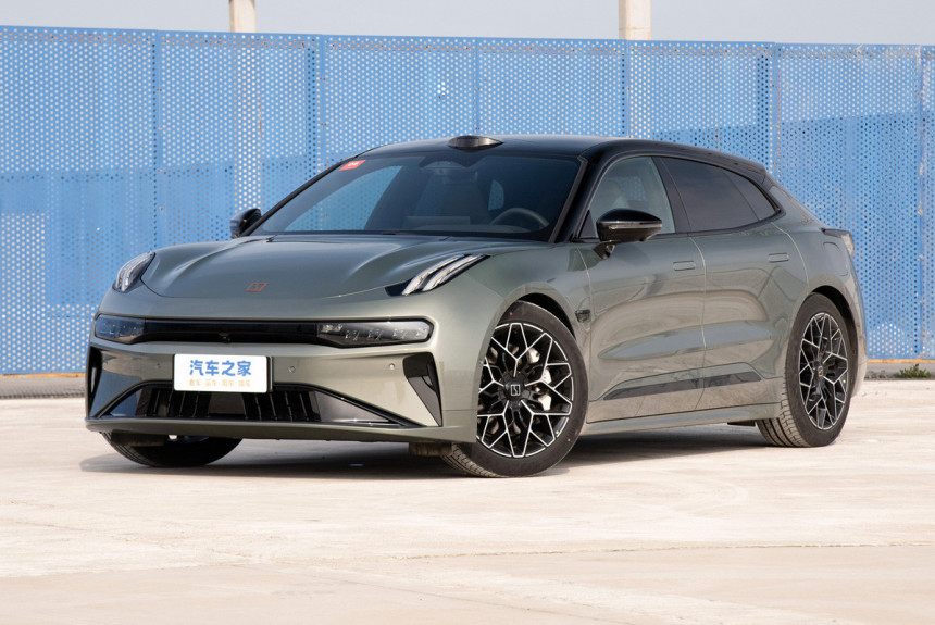 Zeekr 001 muda visual e fica mais potente antes de estrear no Brasil