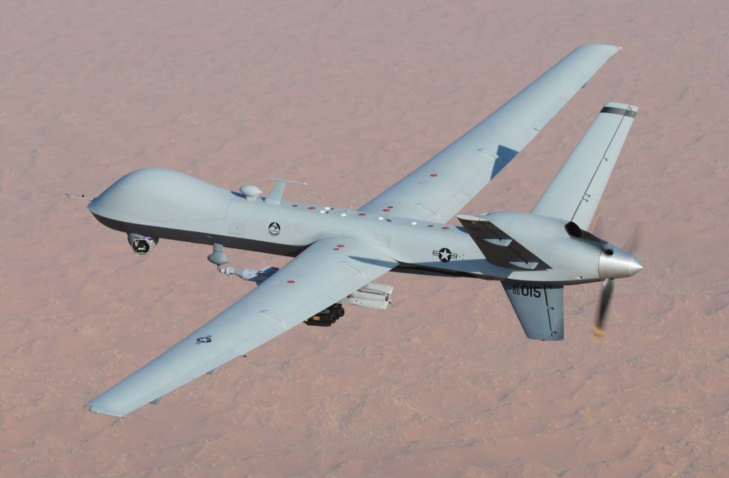 MQ-9 é drone militar dos EUA que frequentemente sobrevoa a região da Ucrânia