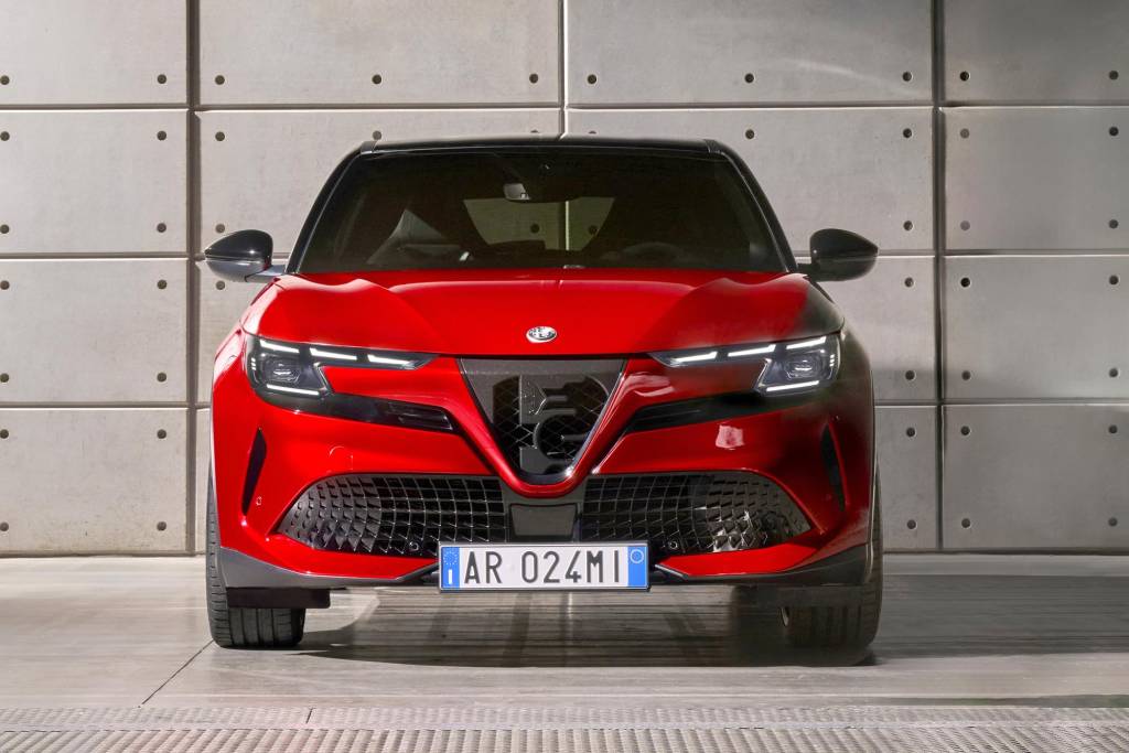 Alfa Romeo Milano (2) Alfa Romeo Milano