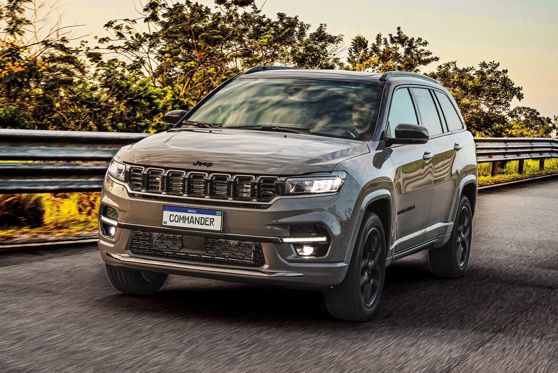 jeep compass BLACKHAWK e jeep commander BLACKHAWK