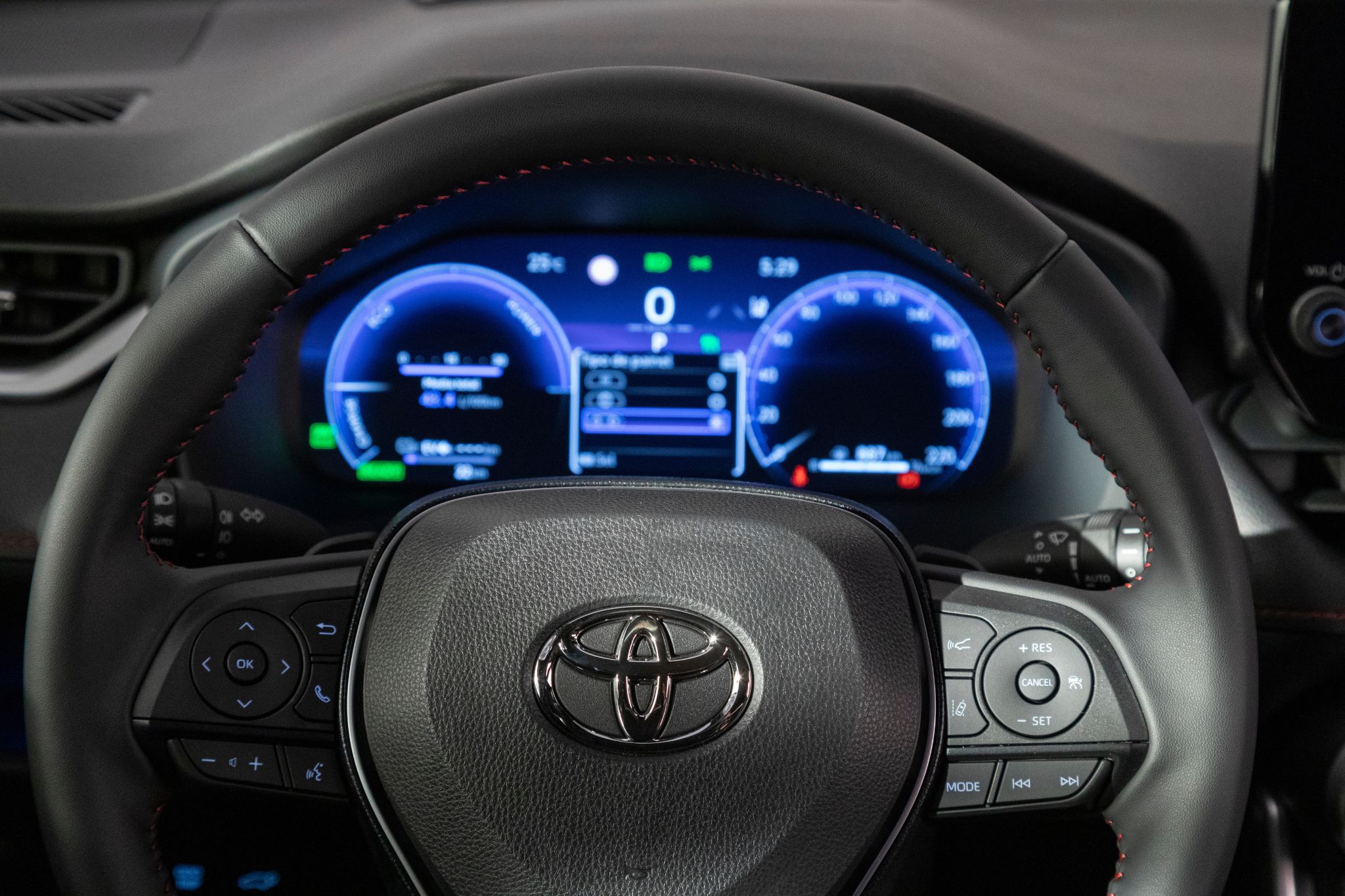 Novo Toyota RAV4 SXE PHEV 2025