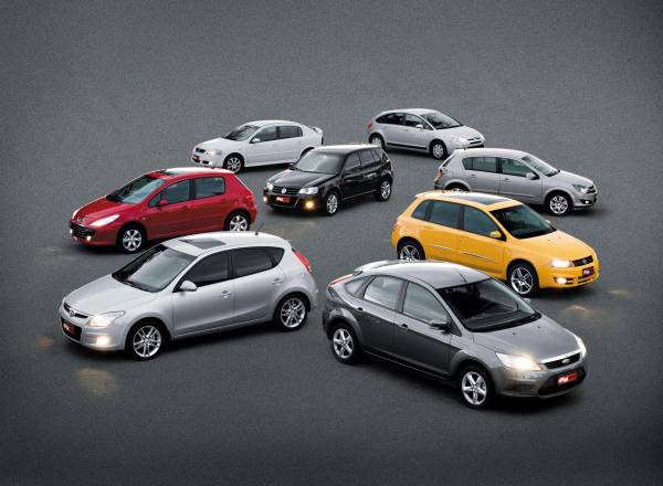 307 1.6, da Peugeot, i30 2.0 da Hyundai, Astra 2.0 e Vectra 2.0 da Chevrolet, Focus 1.6, da Ford, C4 1.6 da Citrën e Stilo 1.8 da Fiat, ambos modelos 2010 dirante teste comparativo da revista Quatro Rodas.