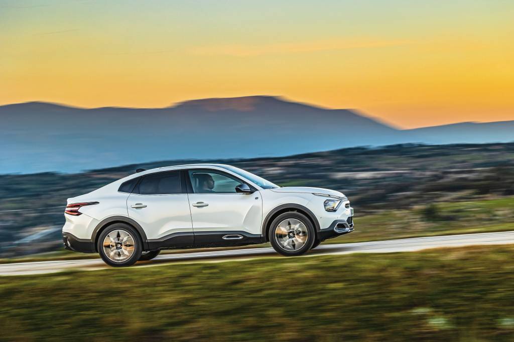 Citroën ë-C4 X 400 Citroën ë-C4 X 400