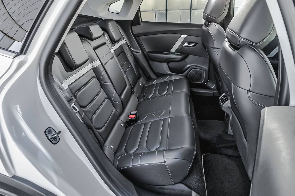 Citroën ë-C4 X 400 Citroën ë-C4 X 400
