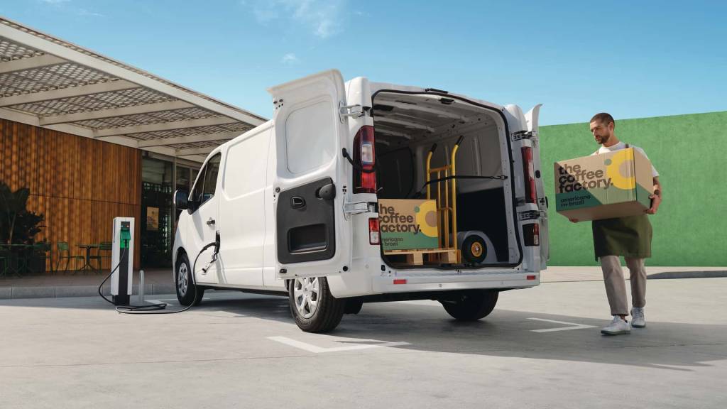 renault-trafic-e-tech-electric (1)