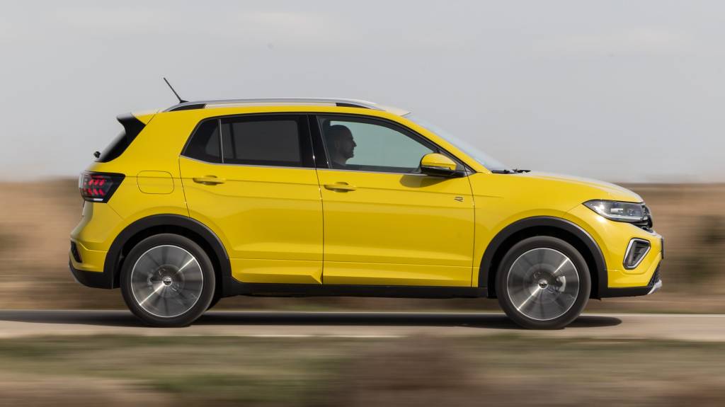volkswagen_t-cross_r-line_861 volkswagen_t-cross 2025