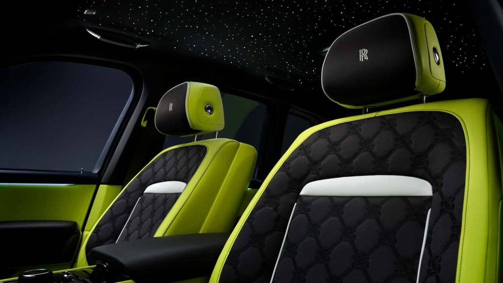 2025-rolls-royce-cullinan-black-badge 2025-rolls-royce-cullinan-black-badge