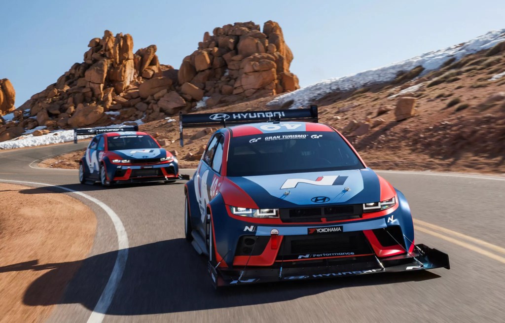 Hyundai Ioniq 5 N ganha asas gigantes e 687 cv para vencer em Pikes Peak
