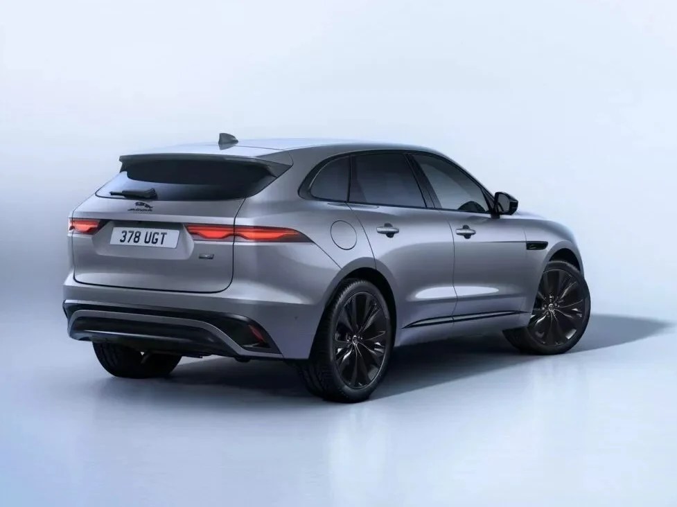 Jaguar-F-Pace-90th-Anniversary-Edition-516-7-1536x874