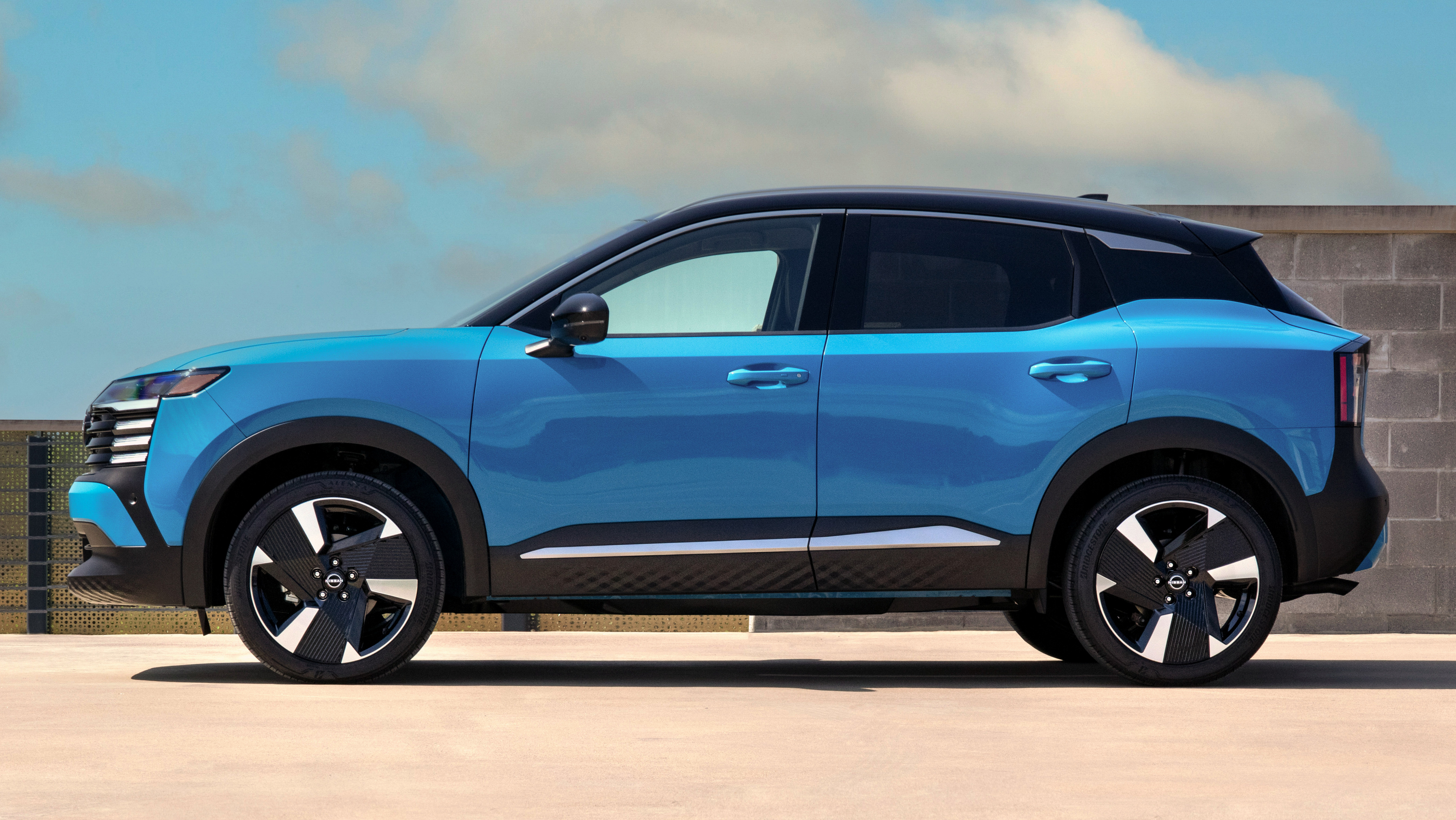 2025 Nissan Kicks