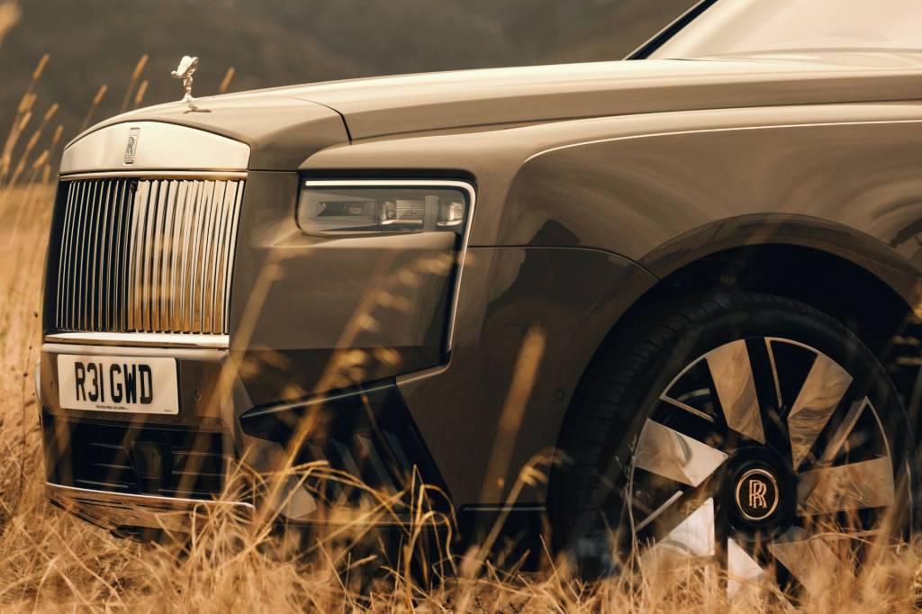 Novo Rolls-Royce Cullinan Series II (2) Novo Rolls-Royce Cullinan Series II (2)