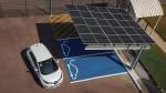 Quanto custa ter energia solar em casa para carregar carros elétricos?