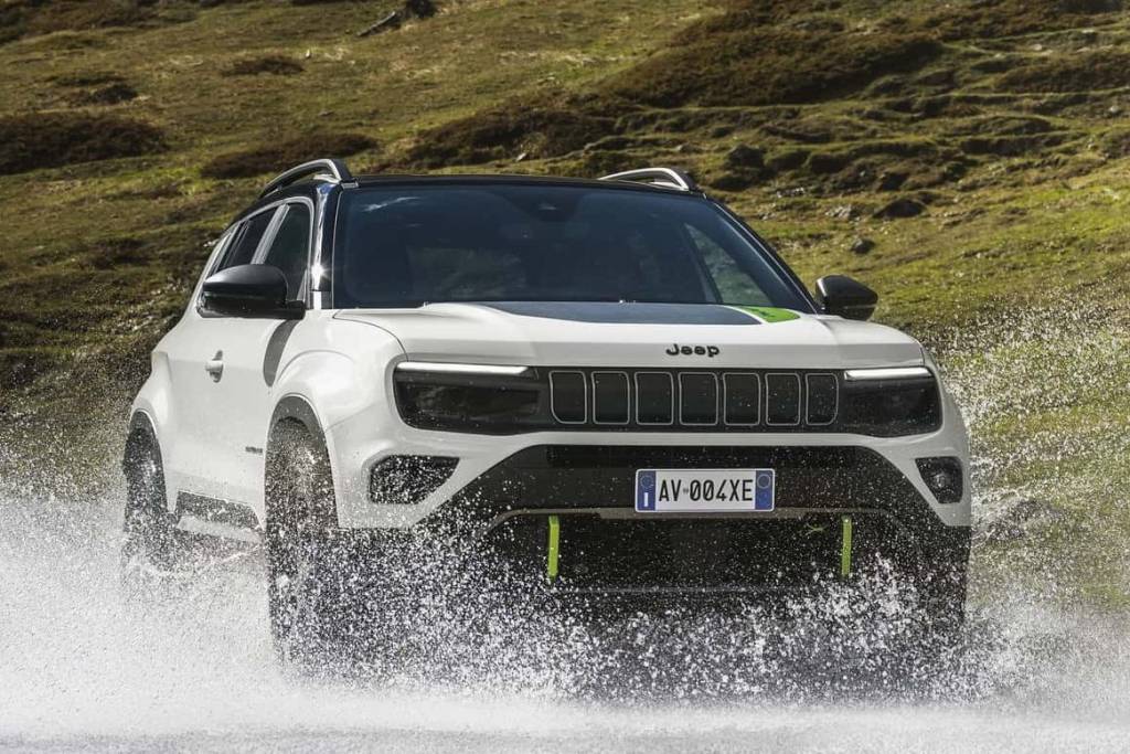 Como é o Jeep Avenger? Confira o que muda no carro brasileiro