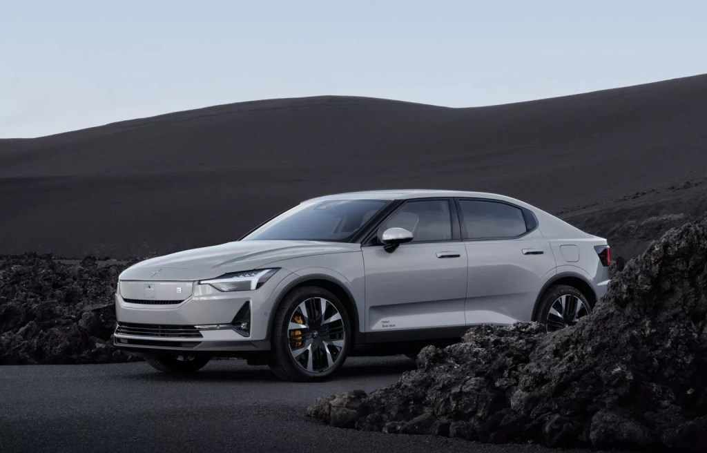 Polestar 2 ganha novidades antes da ‘Volvo esportiva’ chegar ao Brasil