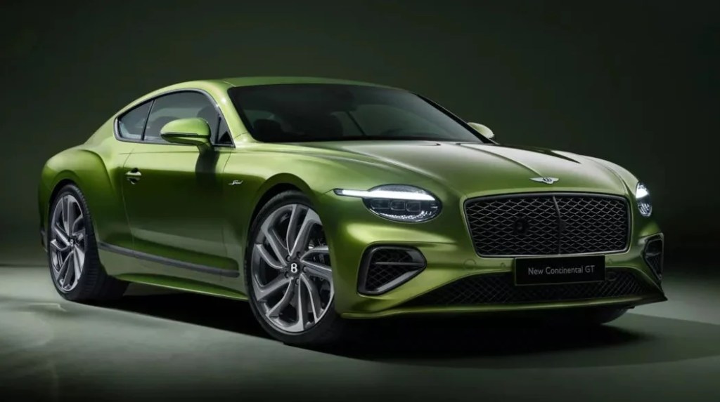 Bentley segue estratégia de Audi e Porsche e adia eletrificação