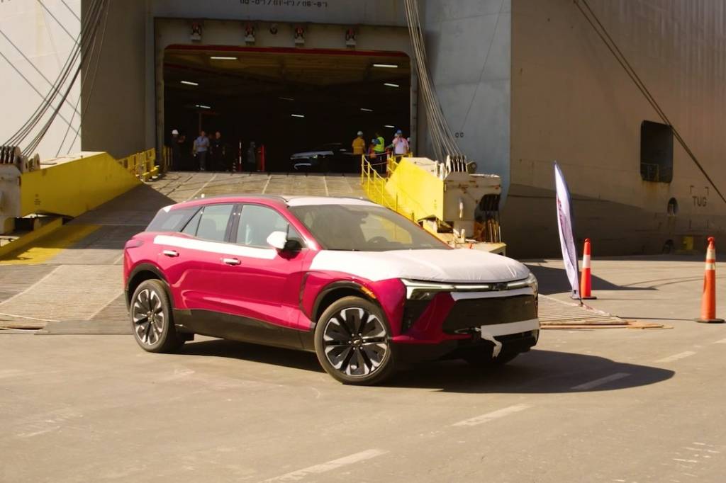 Chevrolet Blazer EV desembarca no Brasil e estreia se aproxima