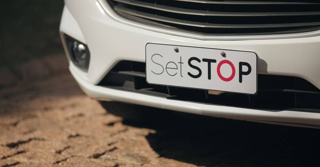 Sinalização do sistema Set-Stop indica quando o motorista quer estacionar