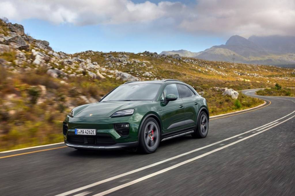Porsche Macan elétrico ganha pacote off-road e versão com tração traseira