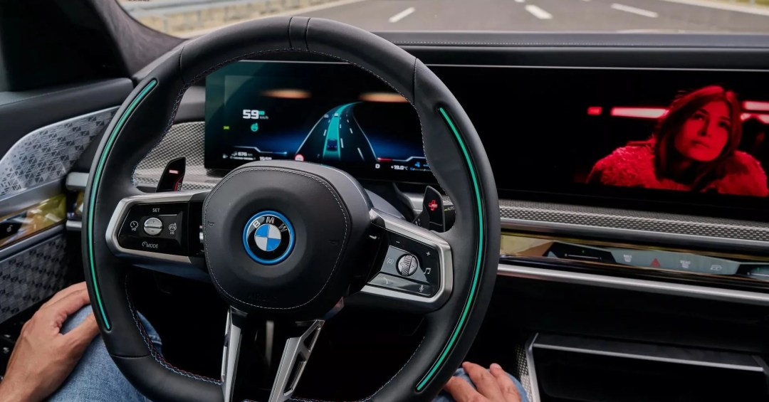 Donos do BMW Série 7 poderão ver Netflix enquanto dirigem; entenda