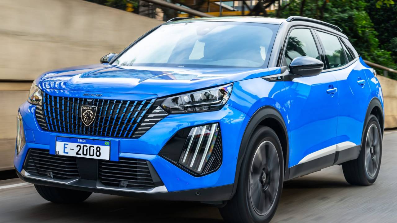 Novo Peugeot E-2008 chegará ao Brasil junto da versão 1.0 turboflex
