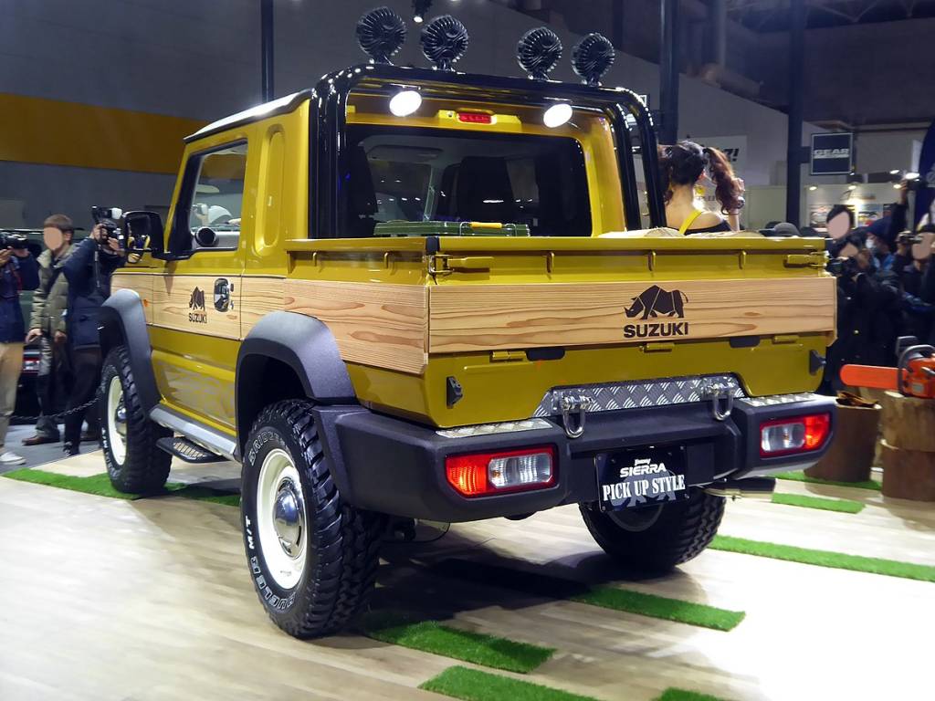 Osaka_Auto_Messe_2019_(377)_-_Suzuki_Jimny_SIERRA_PICK_UP_STYLE Osaka_Auto_Messe_2019_(377)_-_Suzuki_Jimny_SIERRA_PICK_UP_STYLE