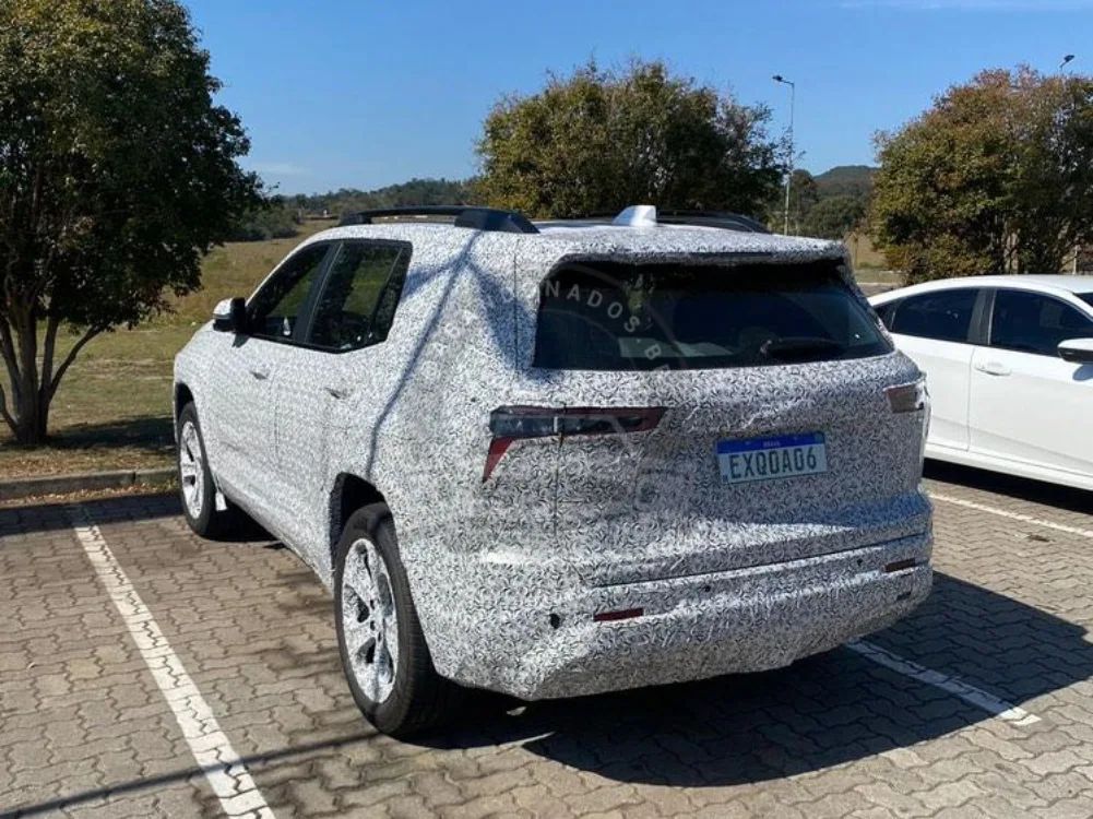 EQUINOX ACTIV 2025 (3) EQUINOX ACTIV 2025 (3)