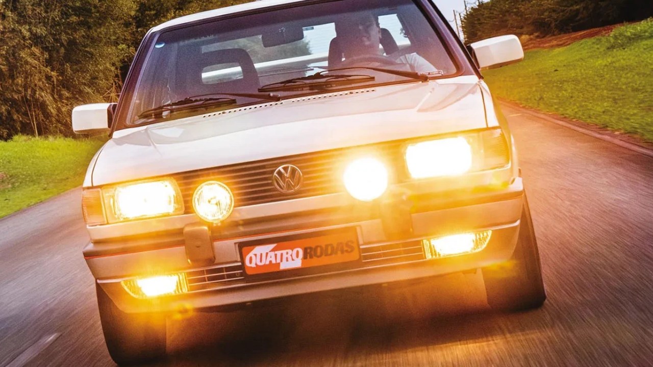 Faróis de milha do Gol GTI