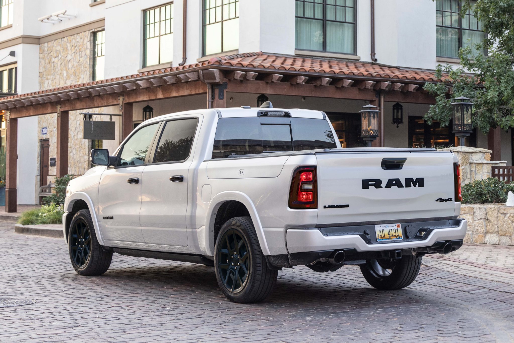 Ram 1500 Laramie Night Edition