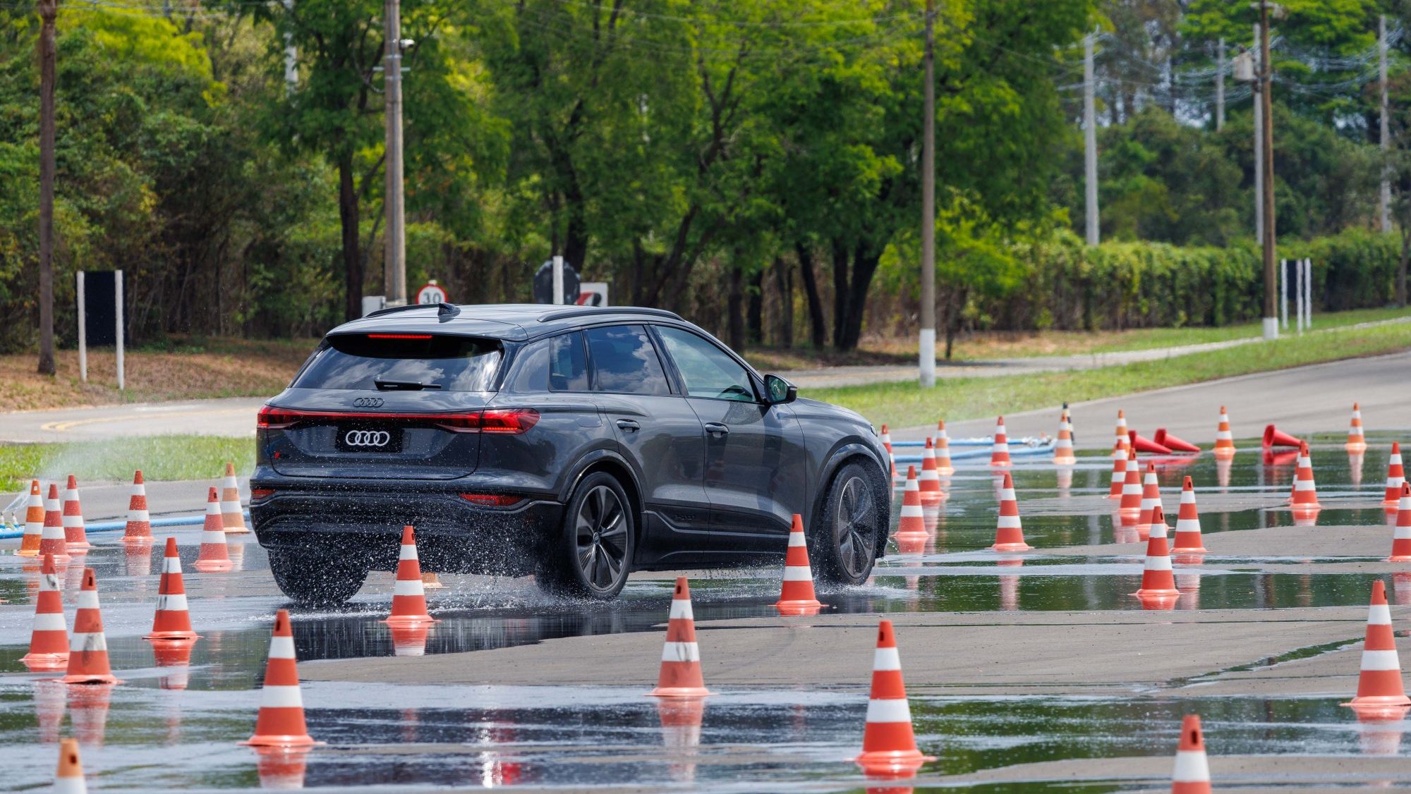 Audi Q6 e-tron