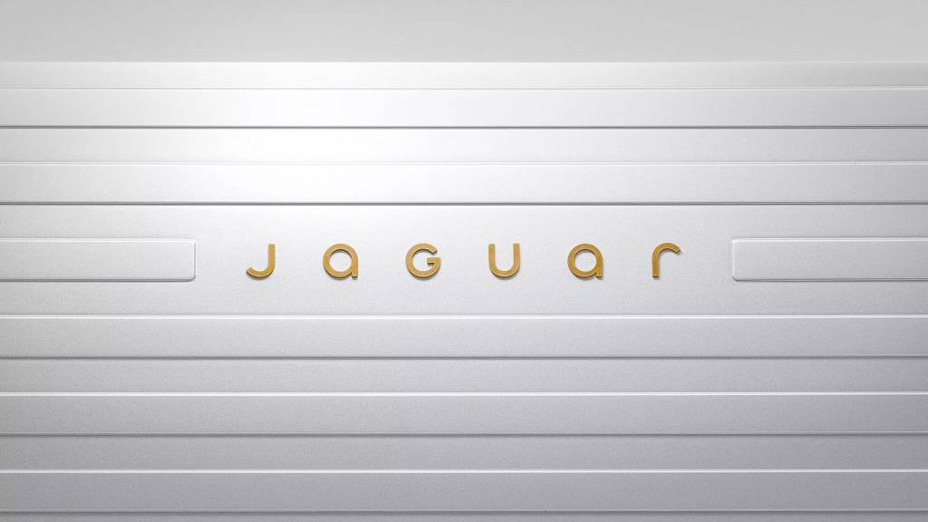 Composições de letras e cores querem posicionar a Jaguar a um degrau acima