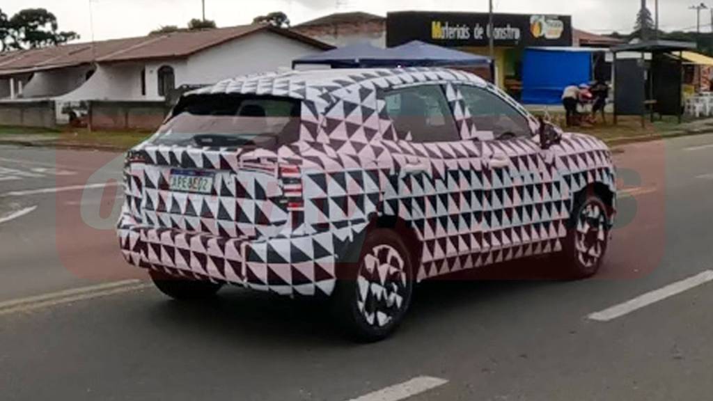 Nissan Kicks 2026 em testes Nissan Kicks 2026 em testes