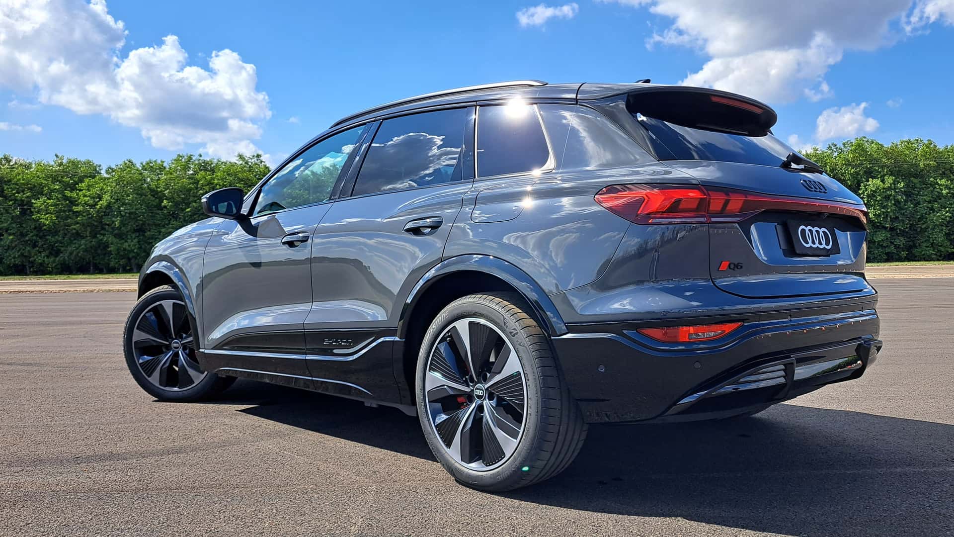 Audi Q6 e-tron