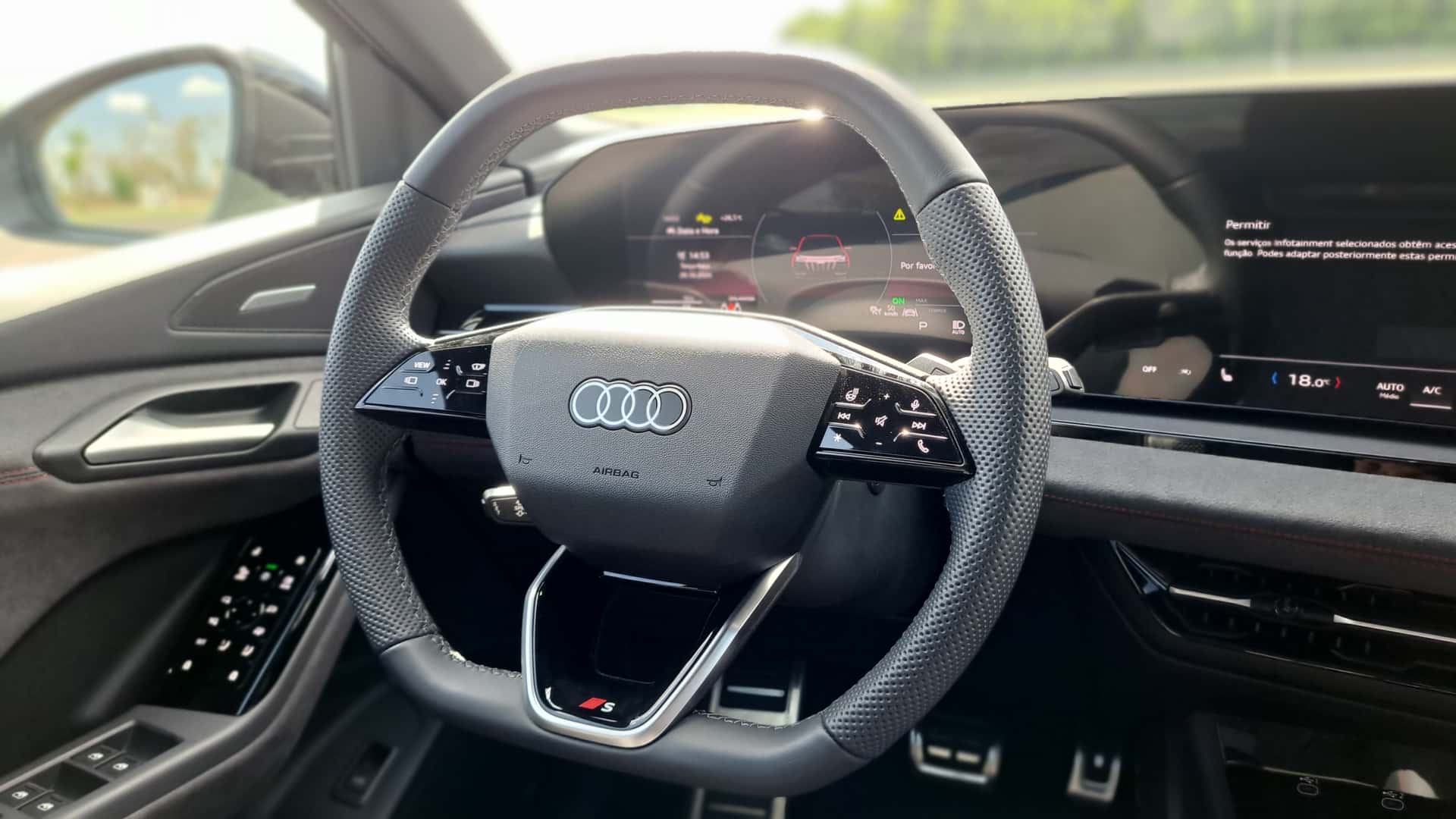 Audi Q6 e-tron