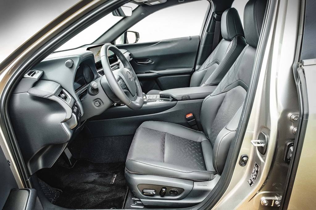 Lexus UX300H Lexus UX300H