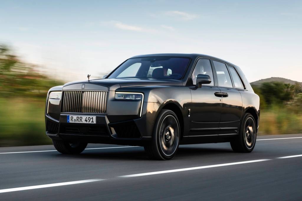 Os absurdos do Rolls-Royce Cullinan Black Badge, o SUV mais caro do mundo