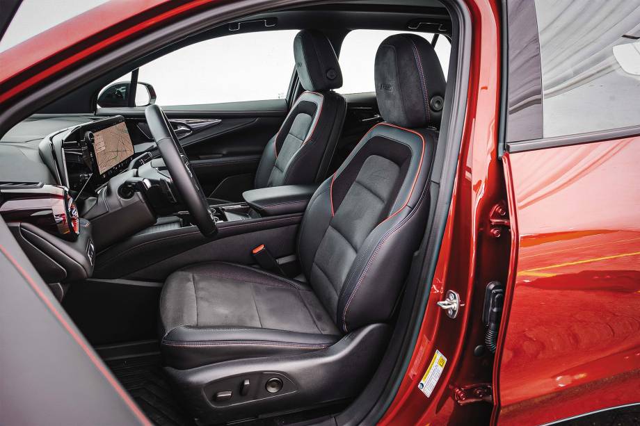 Com um entre-eixos de 3,09 m, o Blazer aproveita bem a medida para oferecer mais espaço interno e no porta-malas Com um entre-eixos de 3,09 m, o Blazer aproveita bem a medida para oferecer mais espaço interno e no porta-malas