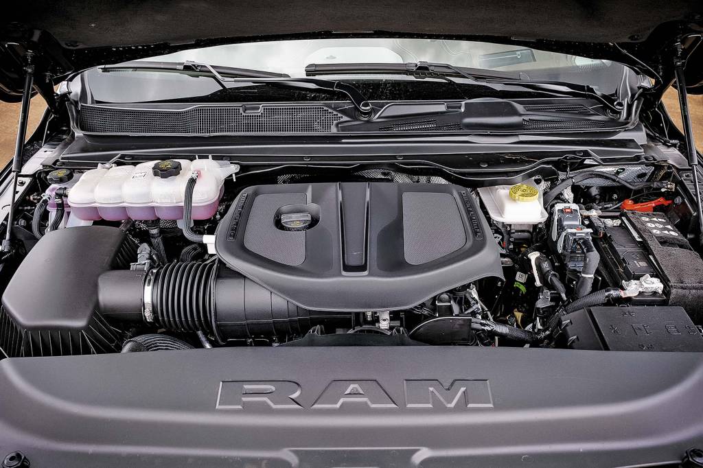 Ram 1500 laramie x ford f-150 lariat Ram 1500 laramie x ford f-150 lariat