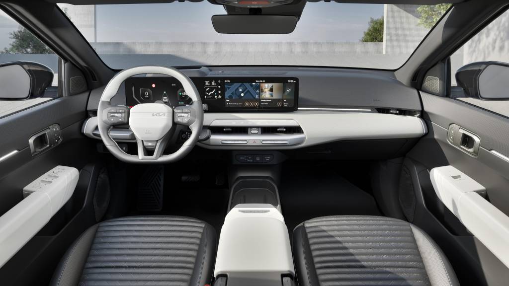 689610 Kia EV4