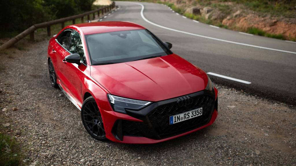 2025-audi-rs3 2025-audi-rs3