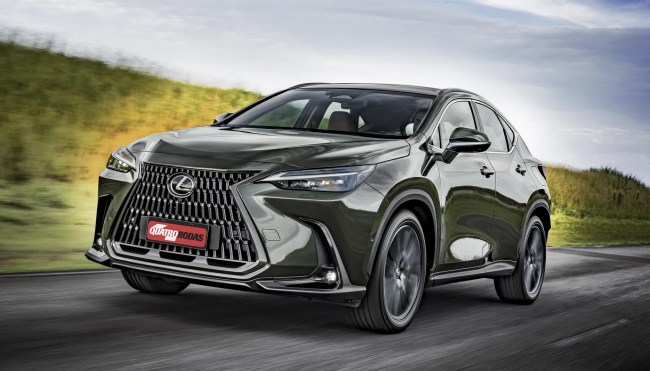 Lexus NX 450h+ plug-in vai mais longe e tem desempenho de esportivo